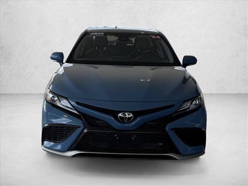 Used 2024 Toyota Camry XSE FWD image 7