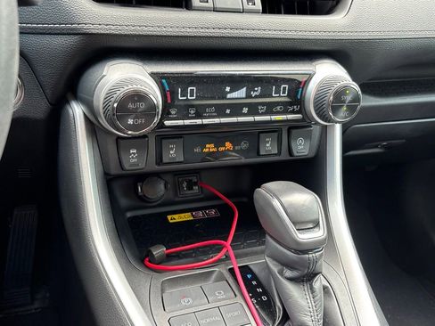 Used 2023 Toyota RAV4 XLE Premium FWD image 11