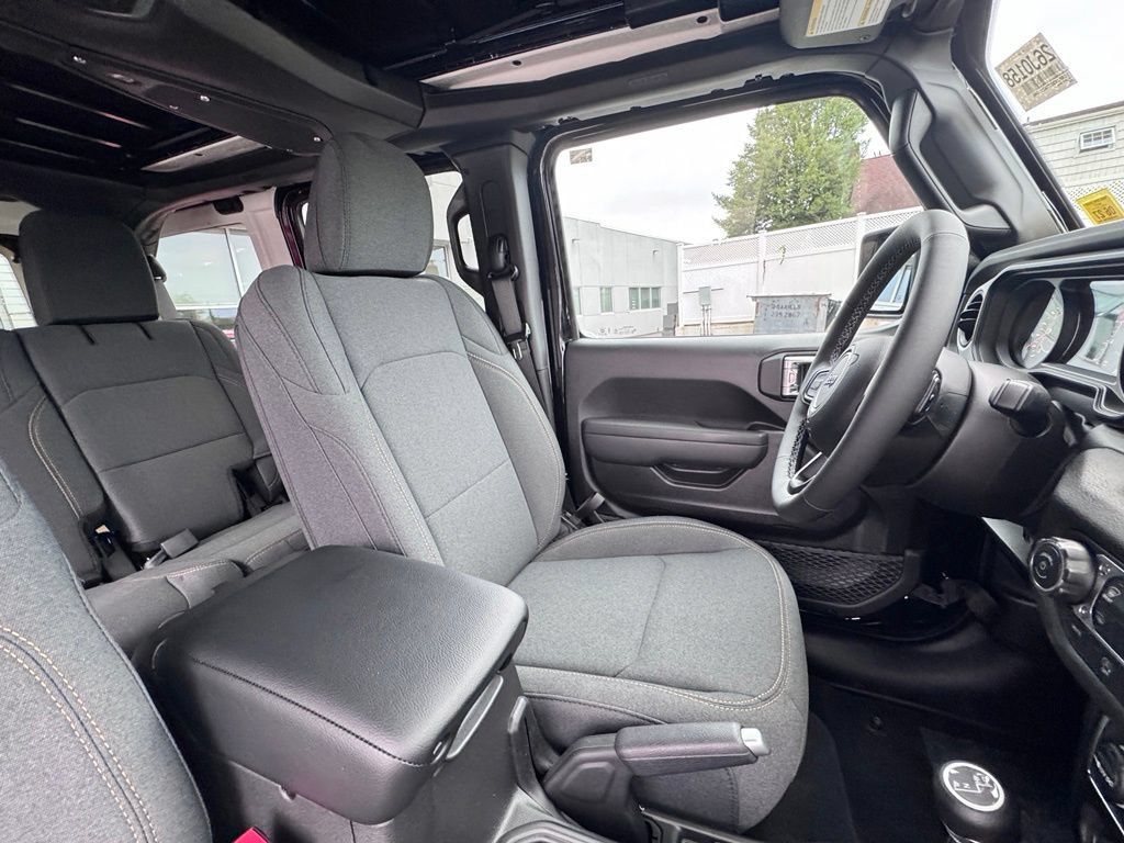 New 2026 Jeep Wrangler Unlimited Sport AWD/4WD image 19