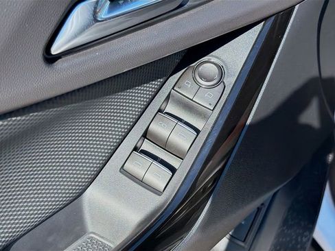 Used 2026 Chevrolet Equinox RS w/ Convenience Package III image 23