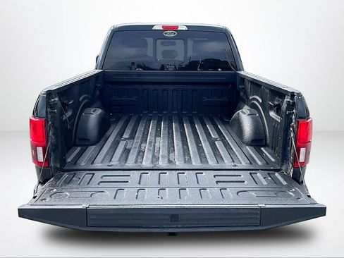 Used 2019 Ford F150 Lariat w/ Equipment Group 502A Luxury AWD/4WD image 19