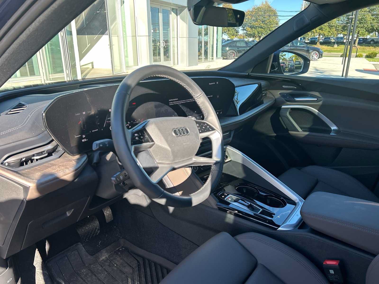 Used 2025 Audi Q5 Premium Plus AWD/4WD image 15