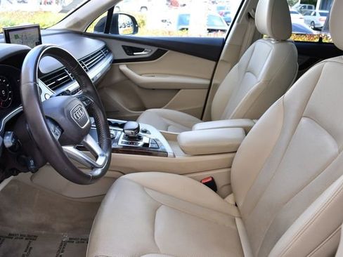 Used 2019 Audi Q7 2.0T Premium Plus w/ Premium Plus Package AWD/4WD image 16