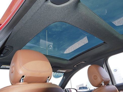 Used 2019 Mercedes-Benz C 300 4MATIC Sedan image 52