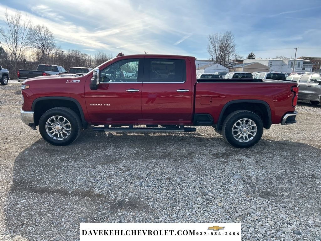 Used 2025 Chevrolet Silverado 2500 LTZ w/ LTZ Plus Package AWD/4WD image 2