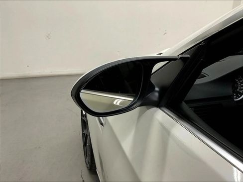 Used 2011 BMW M3 Convertible RWD image 40