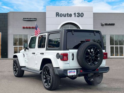 Used 2021 Jeep Wrangler Unlimited Sahara w/ Cold Weather Group image 3
