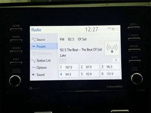 Used 2023 Toyota Camry SE image 15