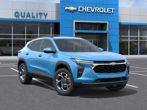 New 2026 Chevrolet Trax LT w/ Driver Confidence Package image 7