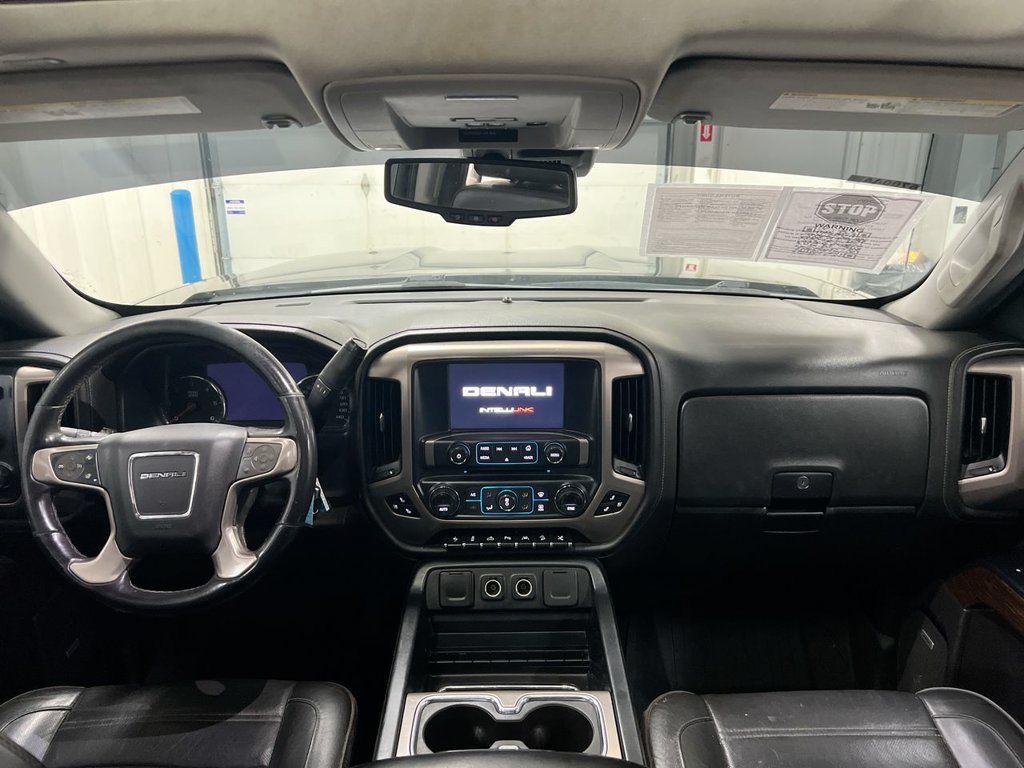 Used 2018 GMC Sierra 1500 Denali w/ Denali Ultimate Package AWD/4WD image 10