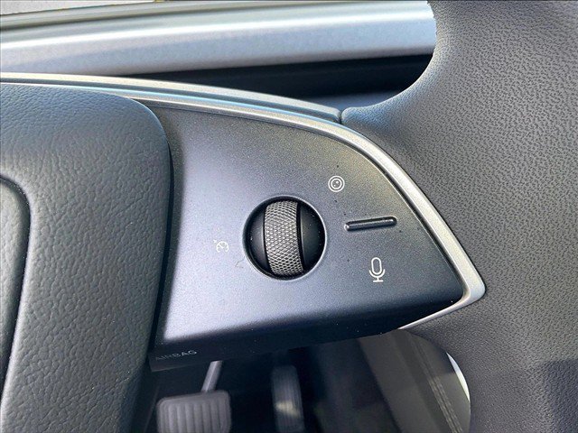 Used 2026 Tesla Model Y 2WD image 20