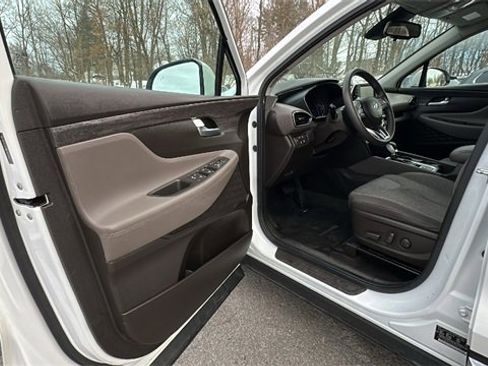 Used 2020 Hyundai Santa Fe SEL image 25