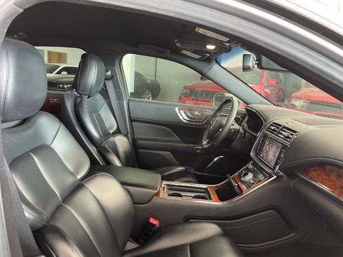 Used 2020 Lincoln Continental Standard 4dr Sedan image 26