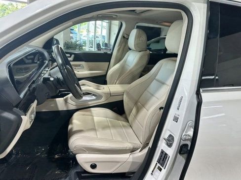 Used 2020 Mercedes-Benz GLE 350 4MATIC w/ Premium Package image 21