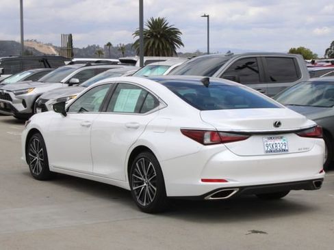 Certified 2025 Lexus ES 350 w/ Premium Package FWD image 19