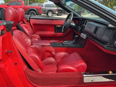Used 1989 Chevrolet Corvette Convertible image 29