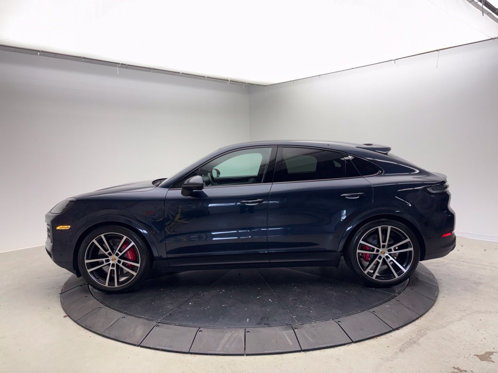 Certified 2024 Porsche Cayenne S AWD/4WD image 2