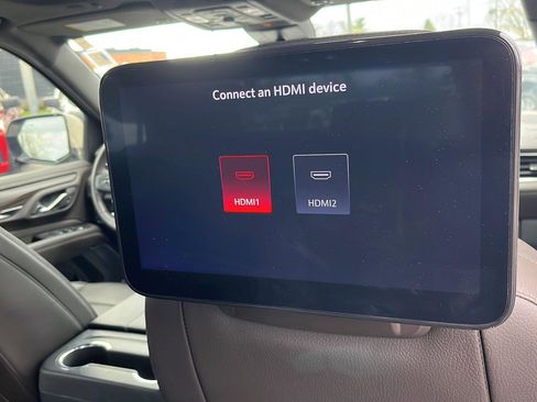 Used 2024 GMC Yukon Denali w/ Advanced Technology Package image 32