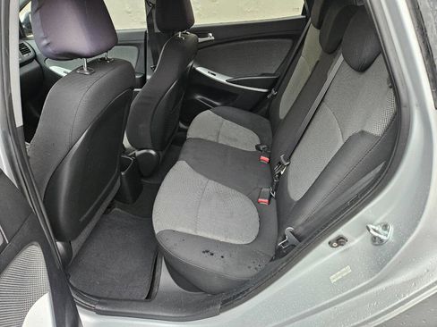 Used 2012 Hyundai Accent GS image 11