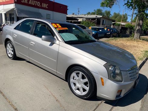 Used 2005 Cadillac CTS 3.6 w/ Luxury Package RWD image 10