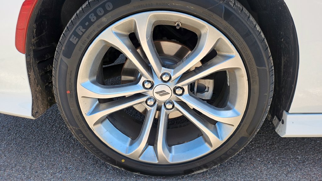 Used 2022 Dodge Charger R/T RWD image 16
