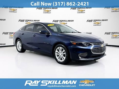 Used 2018 Chevrolet Malibu LT image 1