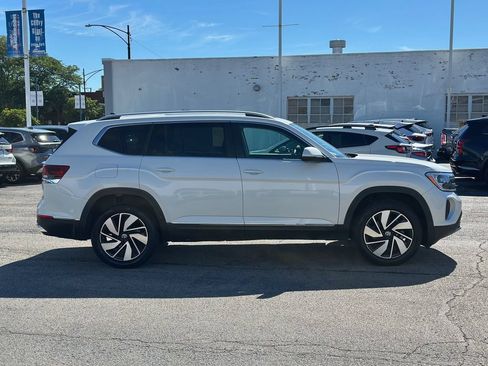 Used 2024 Volkswagen Atlas SEL AWD/4WD image 5