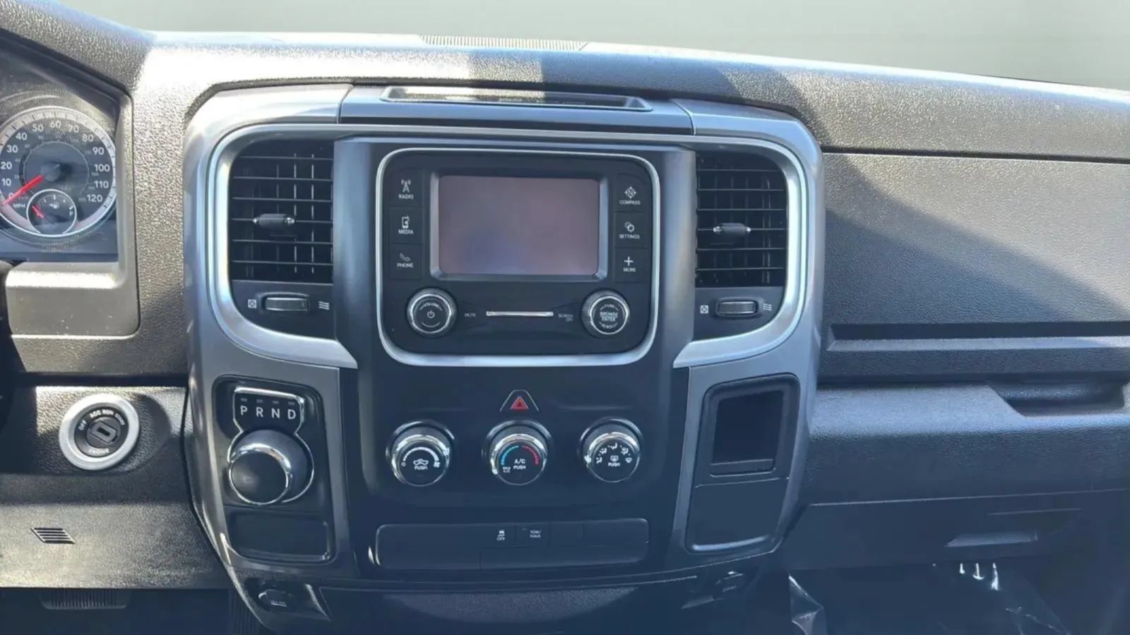 Used 2021 RAM 1500 Classic SLT RWD image 32