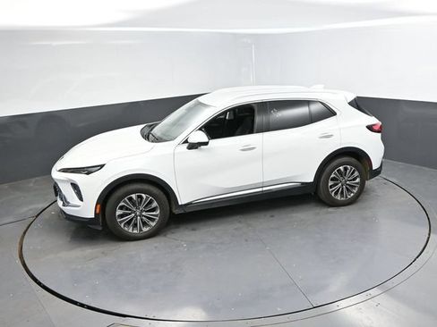 Used 2024 Buick Envision Preferred AWD/4WD image 36