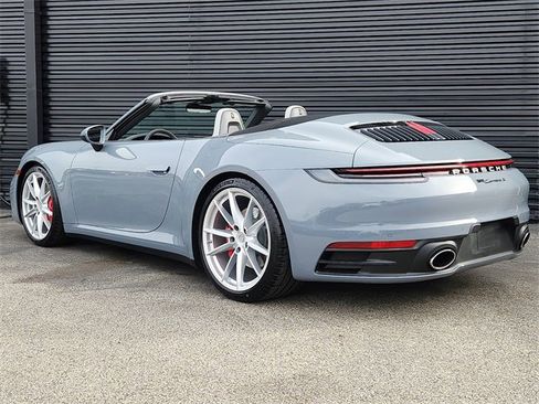 Used 2024 Porsche 911 Carrera S image 6