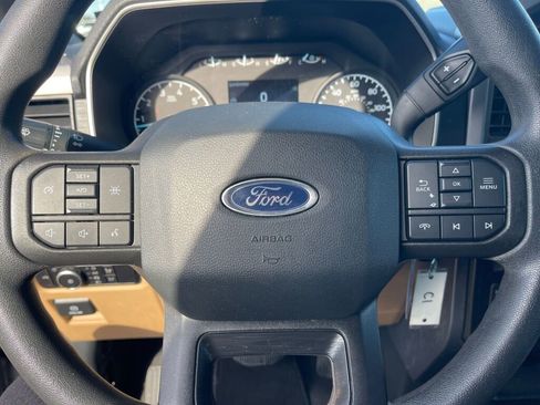 Used 2023 Ford F150 XLT image 14