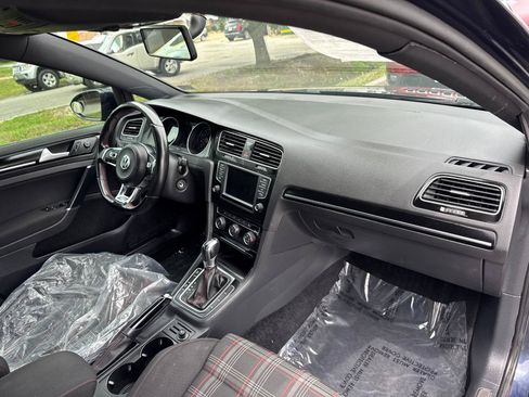 Used 2017 Volkswagen GTI S FWD image 13