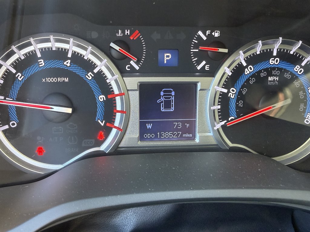 Used 2016 Toyota 4Runner Trail Premium AWD/4WD image 14