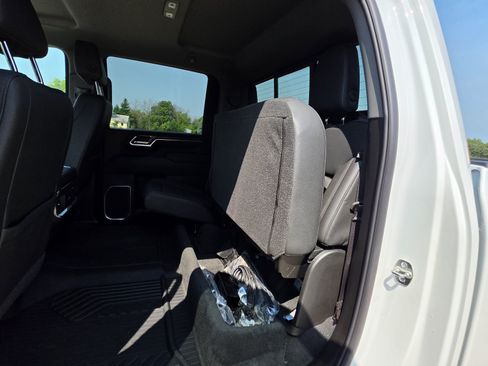 Certified 2026 Chevrolet Silverado 2500 LTZ w/ LTZ Premium Package AWD/4WD image 20
