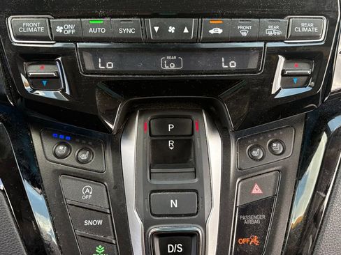 Used 2022 Honda Odyssey Elite image 23