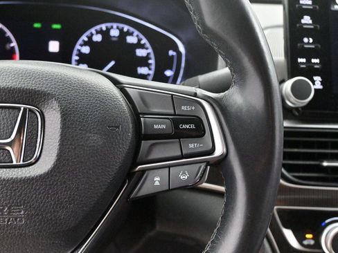 Used 2018 Honda Accord Sport image 15