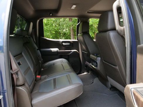 Used 2022 GMC Sierra 1500 Denali w/ Driver Alert Package II AWD/4WD image 36