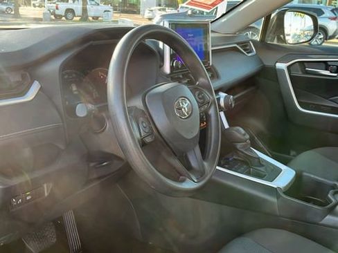 Used 2025 Toyota RAV4 XLE AWD/4WD image 16