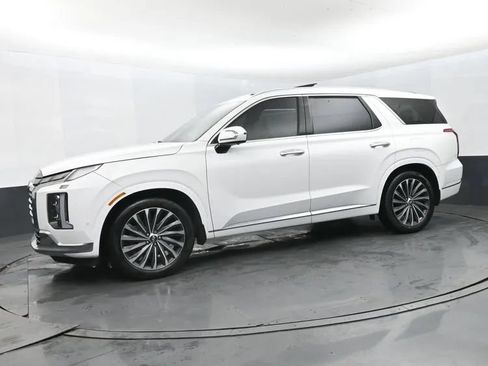 Used 2023 Hyundai Palisade Calligraphy FWD image 5