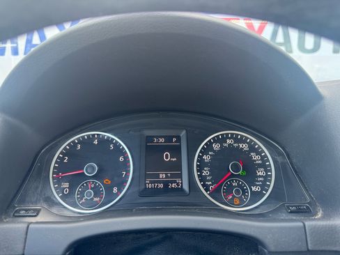 Used 2017 Volkswagen Tiguan Limited w/ Premium Package image 31