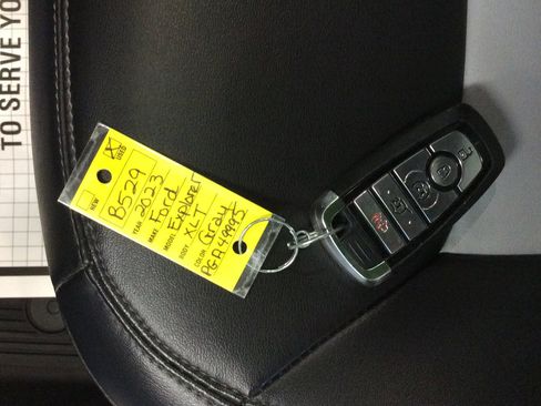 Used 2023 Ford Explorer XLT w/ Equipment Group 202A image 40