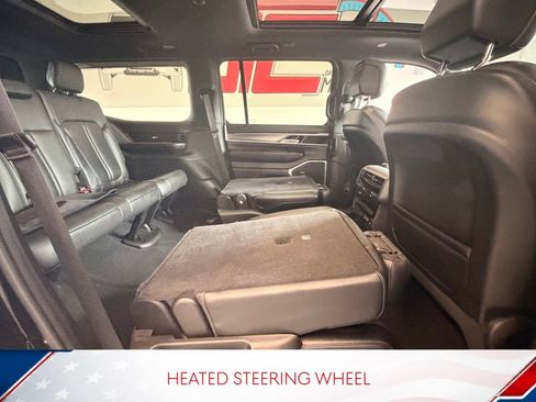 Used 2024 Jeep Wagoneer Series II AWD/4WD image 14