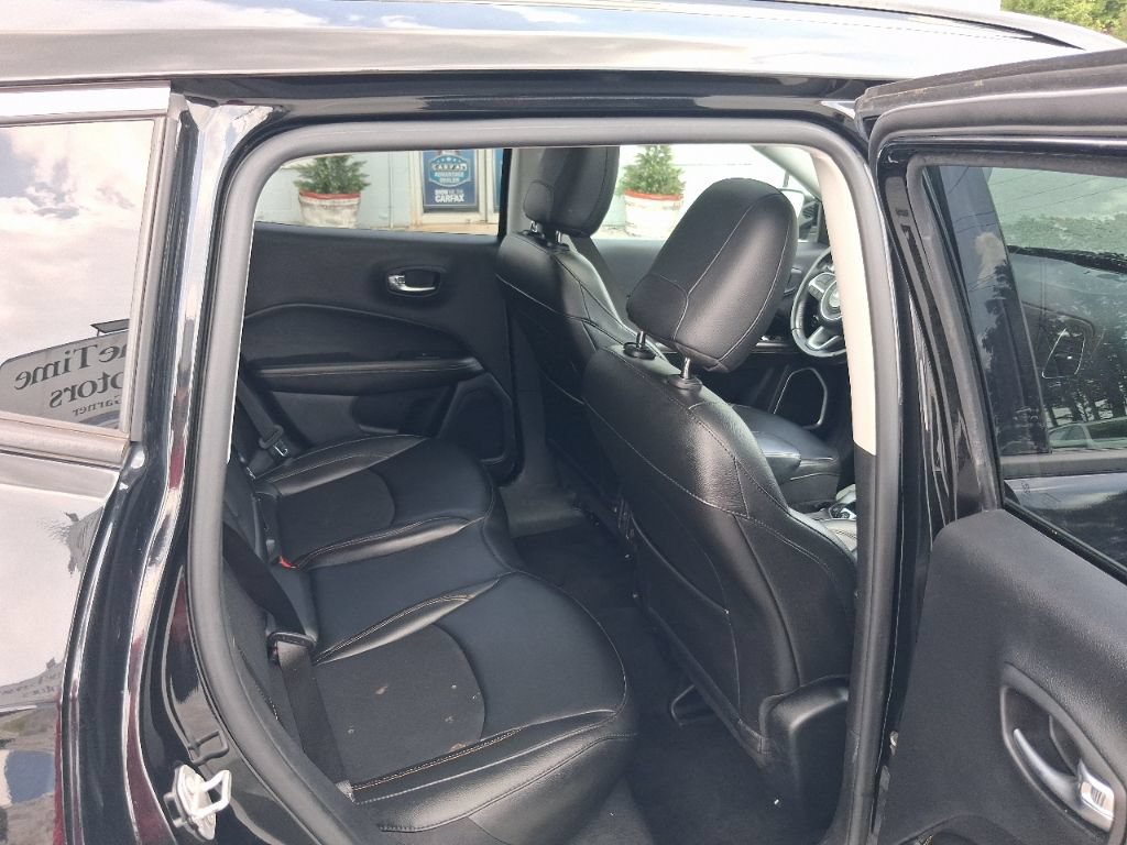 Used 2020 Jeep Compass Latitude w/ Popular Equipment Group FWD image 7