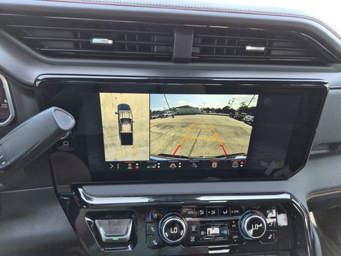 New 2026 GMC Sierra 2500 AT4 w/ AT4 Premium Plus Package AWD/4WD image 14