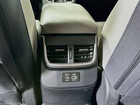 Used 2024 Subaru Legacy Premium AWD/4WD image 24