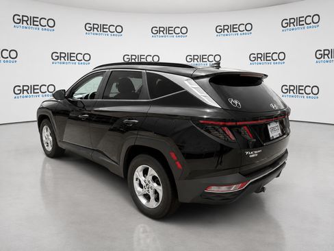 Used 2022 Hyundai Tucson SEL AWD/4WD image 2