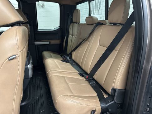 Used 2022 Ford F350 Lariat w/ Lariat Value Package AWD/4WD image 22