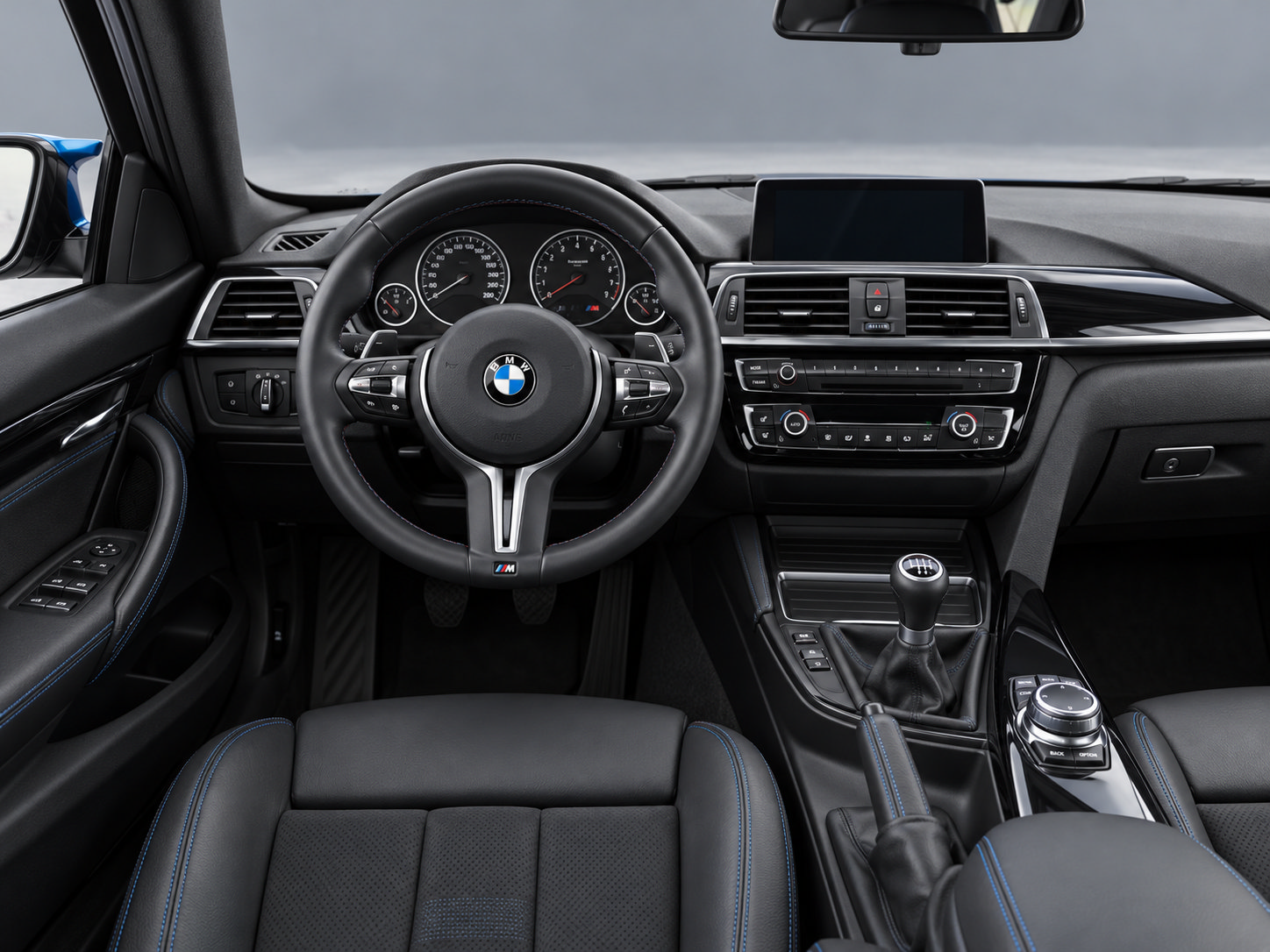 Used 2020 BMW M2 Competition w/ Executive Package RWD image 3
