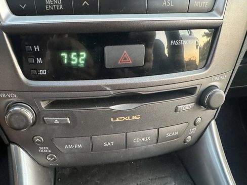 Used 2010 Lexus IS 250 RWD image 28