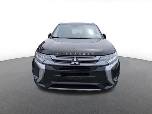 Used 2018 Mitsubishi Outlander 4WD Plug-In Hybrid image 8